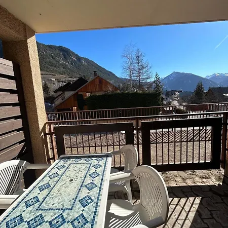 Chaleureux Appartement Moderne Briançon Exterior foto