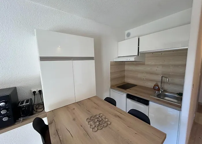Chaleureux Appartement Moderne